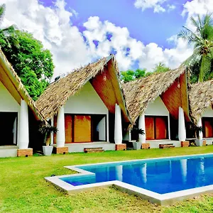 4* Resort Airport